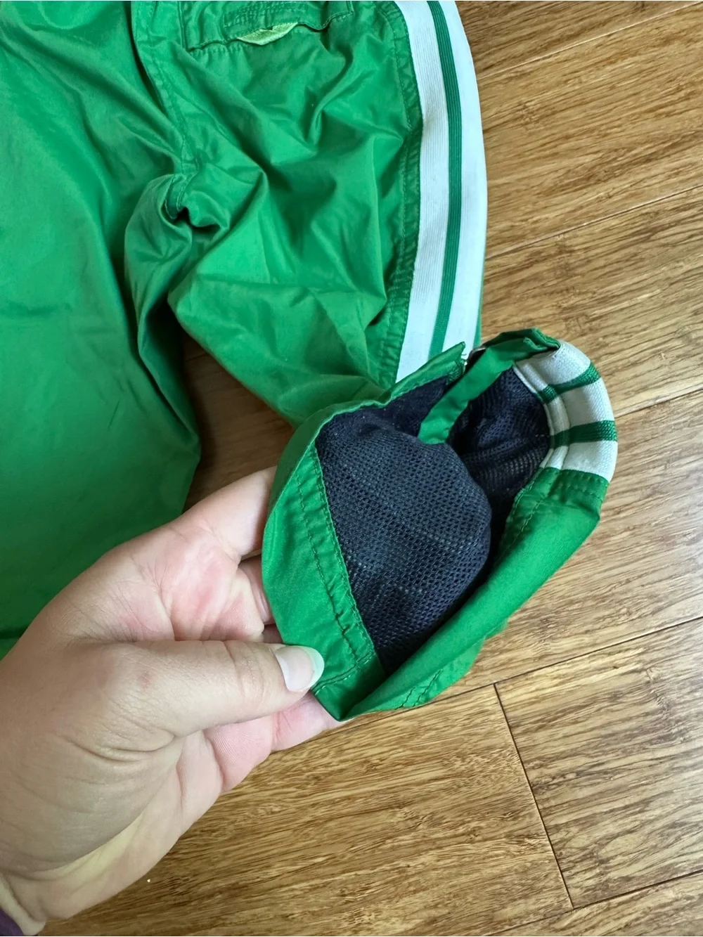GAP green athletic